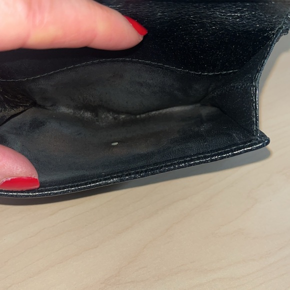 Gucci black trifold wallet in good condition - Picture 16 of 16